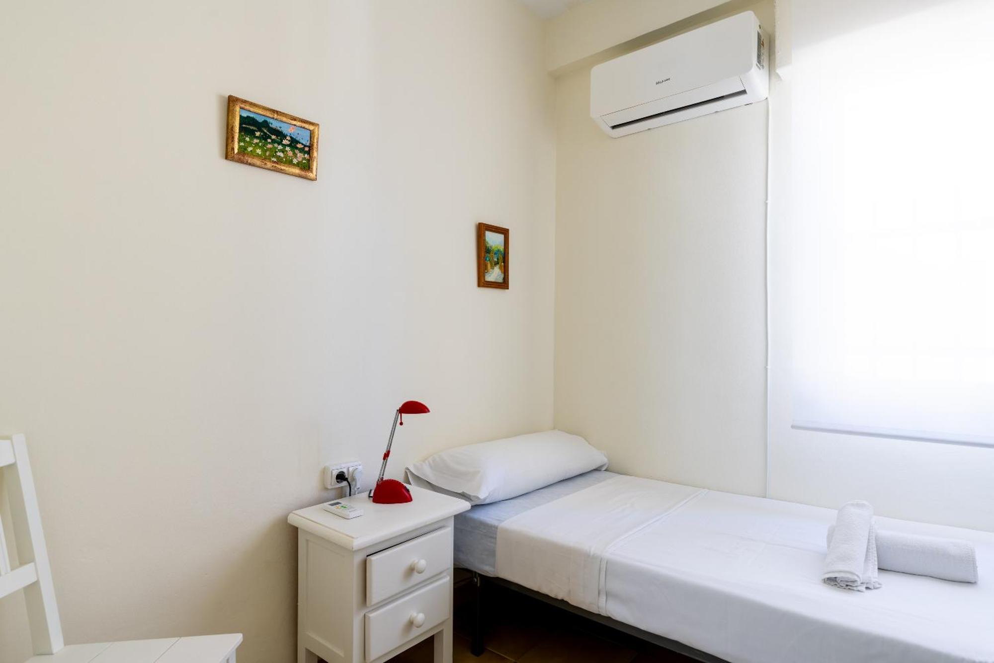 Apartamento Familiar Maria Auxiliadora Sevilla Eksteriør bilde